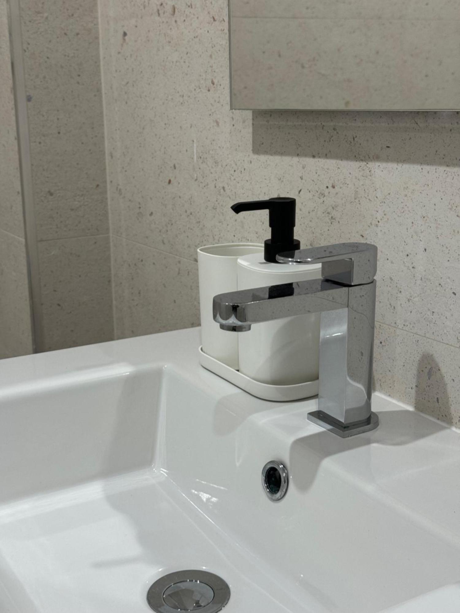 מאלגה Alderete Suites מראה חיצוני תמונה