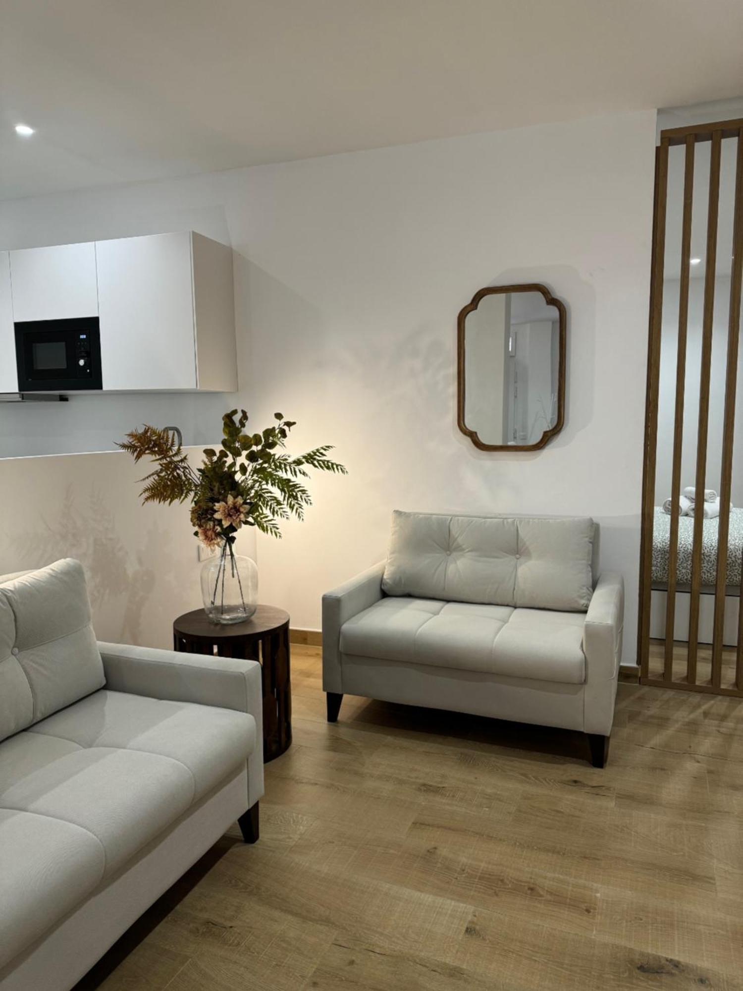 מאלגה Alderete Suites מראה חיצוני תמונה