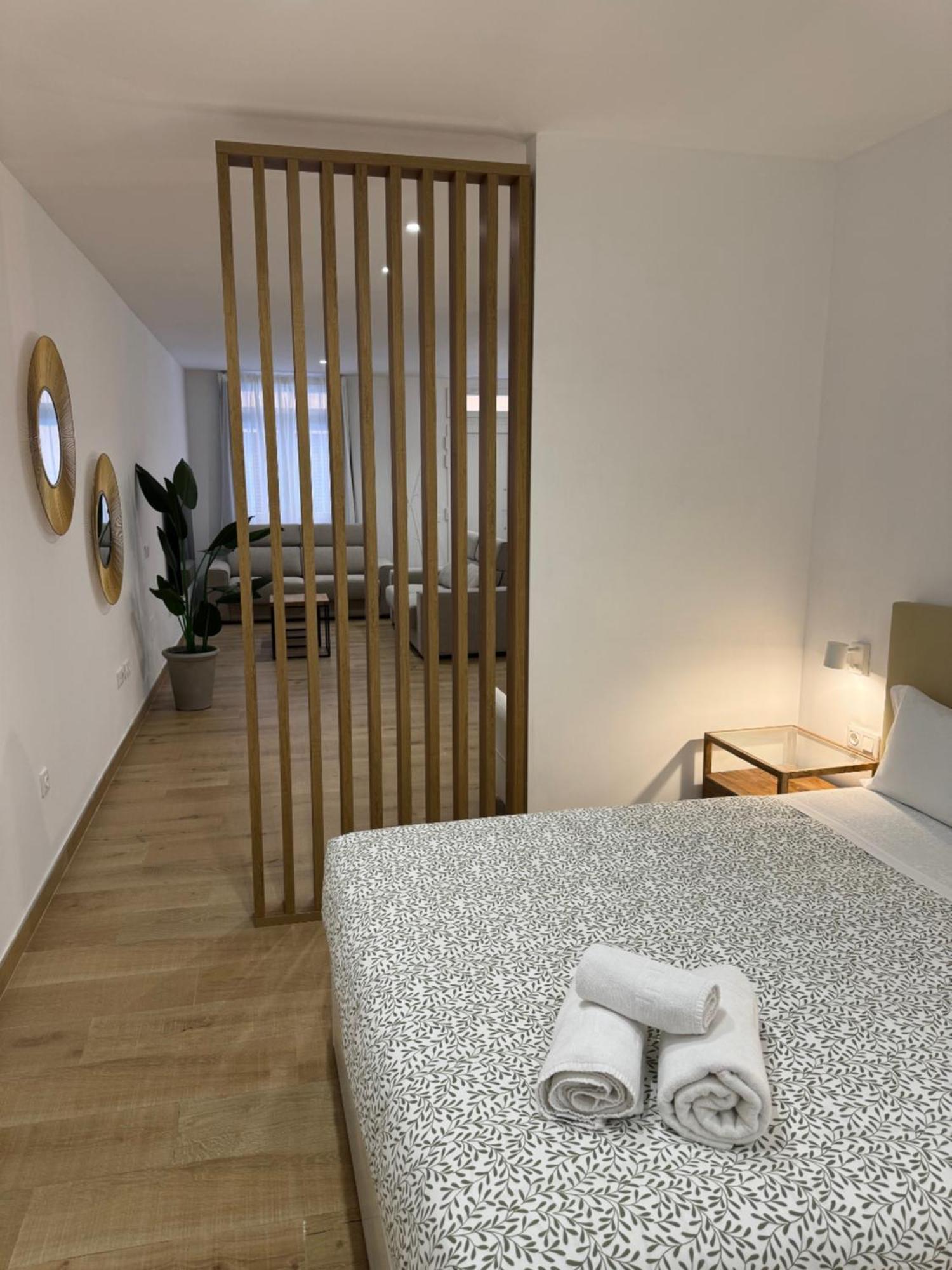מאלגה Alderete Suites מראה חיצוני תמונה